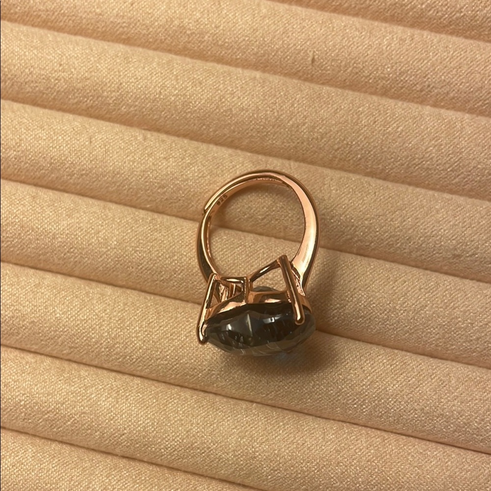 Stunning Heart-Shaped Silver Blue Ring - Picture 6 of 6